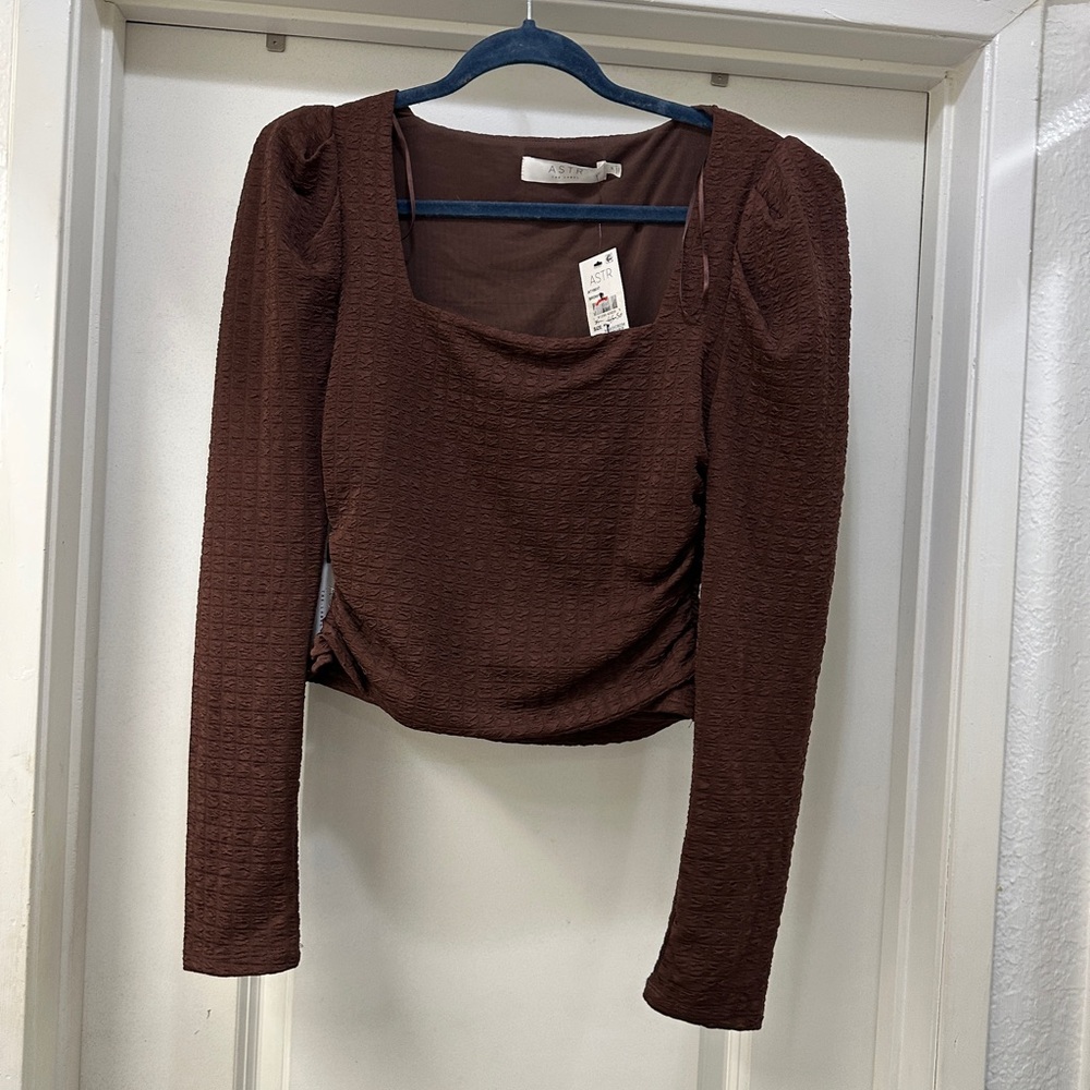 ASTR the label Brown Long Sleeve Top